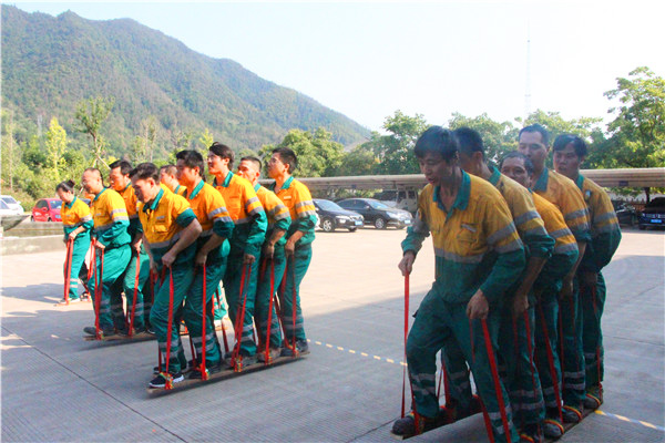 建德人生就是搏(中国区)官方网站开展“爱祖国、爱人生就是搏(中国区)官方网站”迎国庆趣味活动